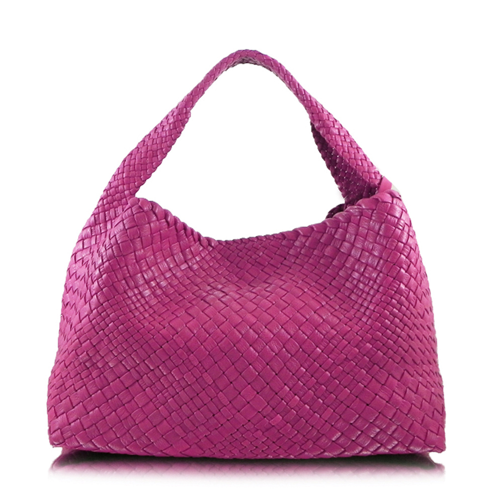 Ghibli woven leather shoulder bag in pink